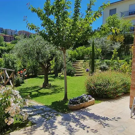 Holiday home Residenza Al Poggio Degli Ulivi *